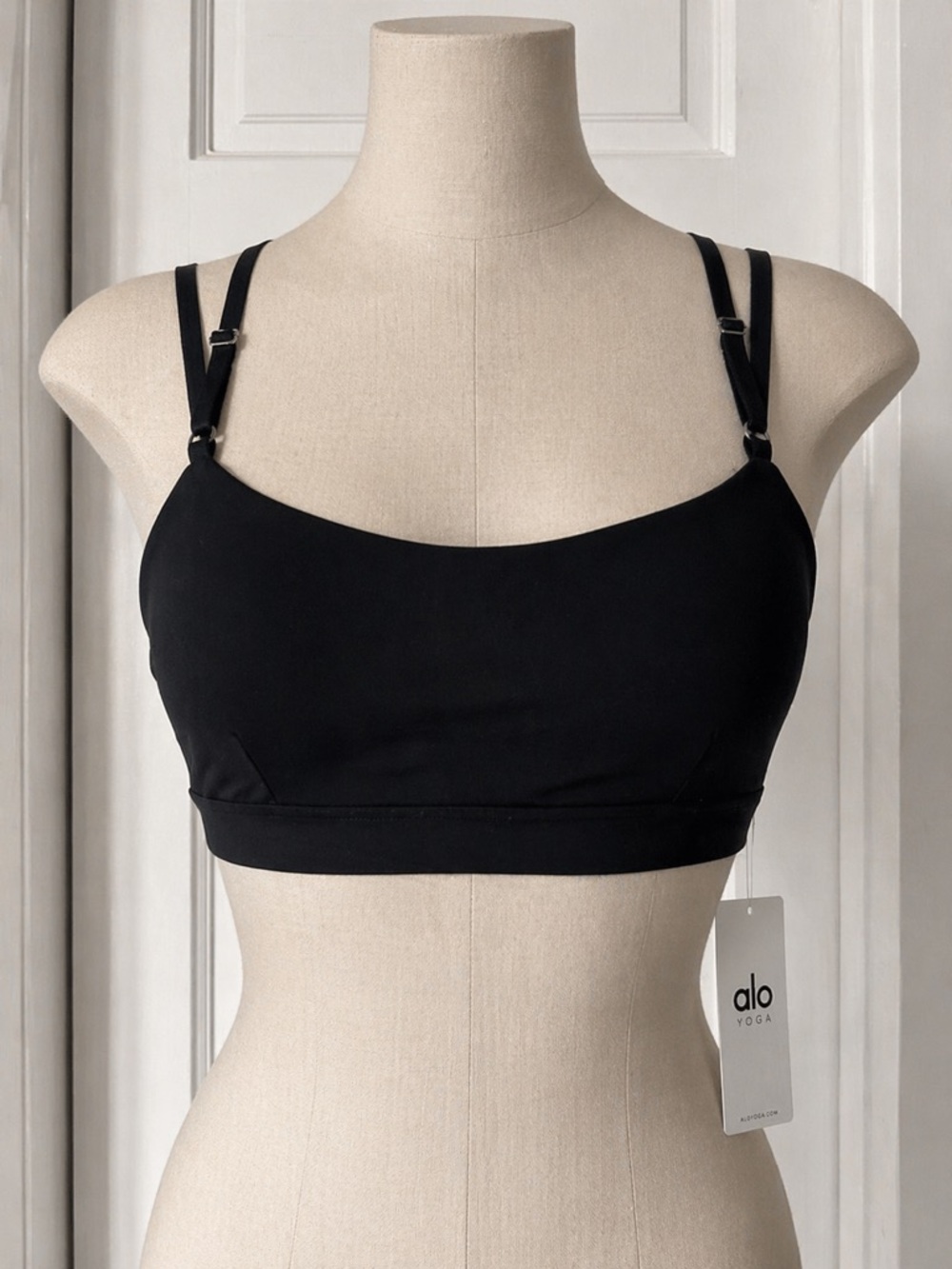 Alo Yoga Alosoft Spotlight Bra Black Size M NWT